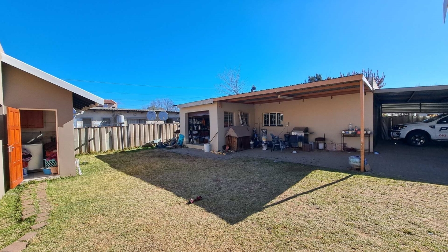 4 Bedroom Property for Sale in Brandwag Free State